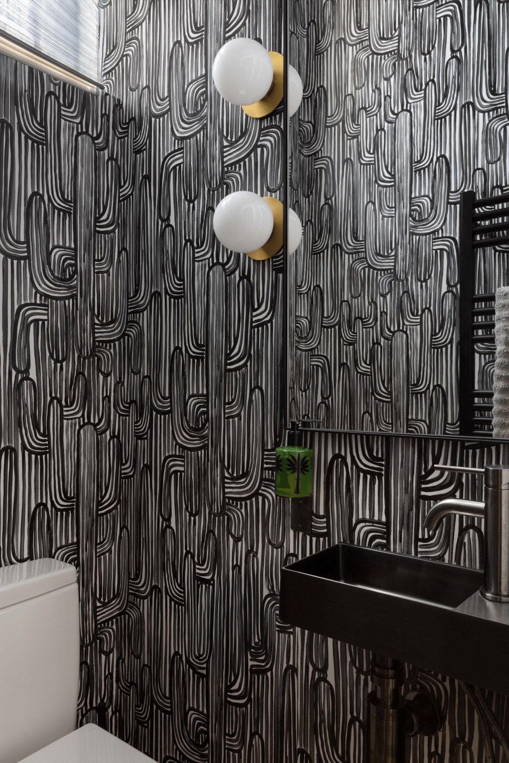 North London Residence | Compact WC | Interior Designers
